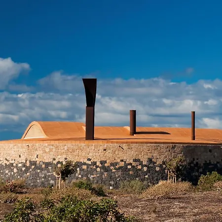 Casas Bioclimaticas Iter El Medano (Tenerife)